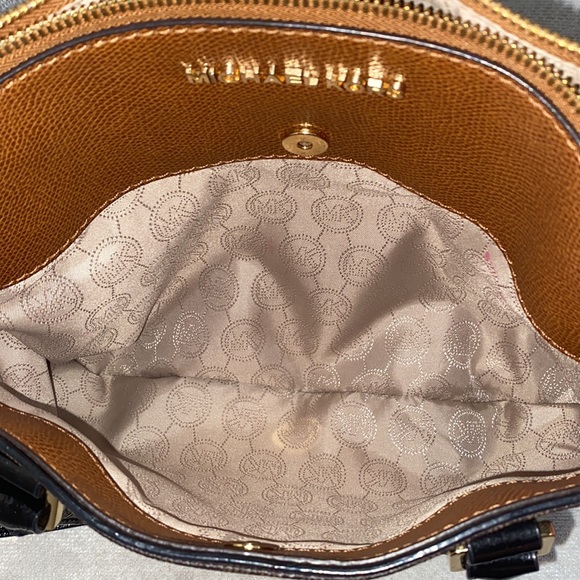 *SOLD*MICHAEL Michael Kors Aubrey Satchel In Brown/Luggage - Picture 16 of 17